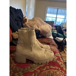 No Boundaries Brown/Tan Boots Womens Size 9 Pull On Ankle Bootie  Heels